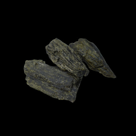 Epidote 3 crystals 36-39ct 7-8g in sunshine - Rocks and Things Store