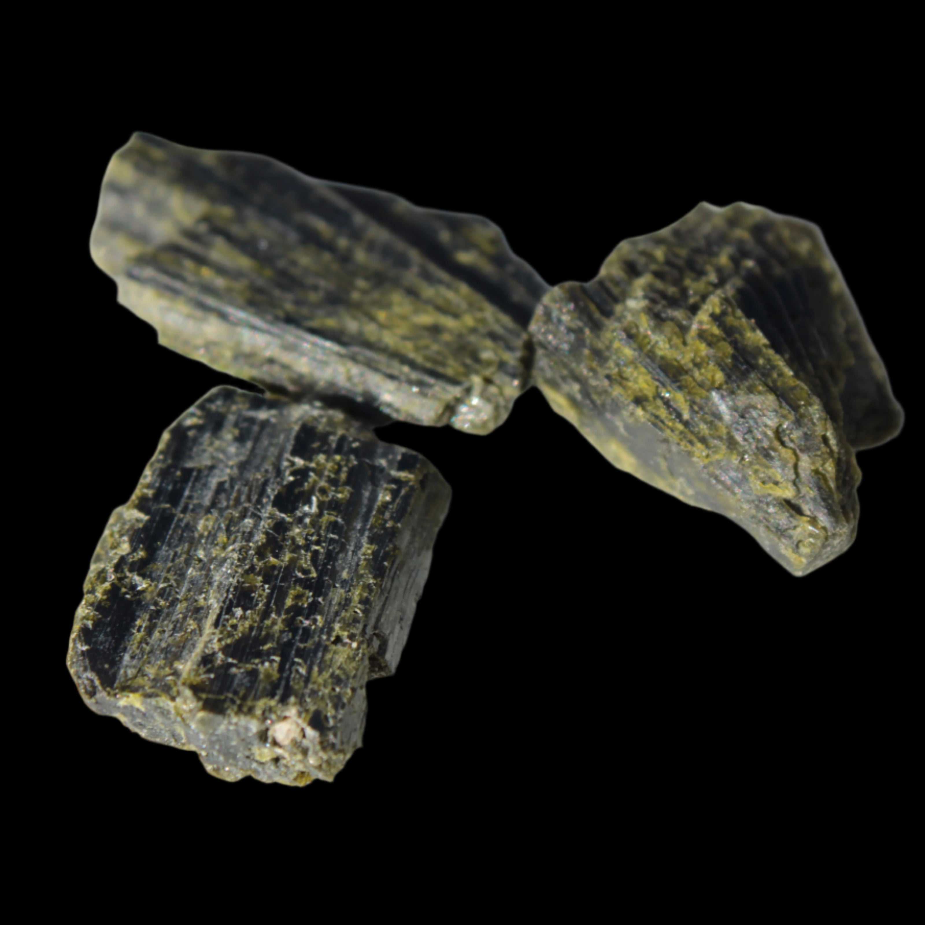 Epidote 3 crystals 36-39ct 7-8g in sunshine - Rocks and Things Store