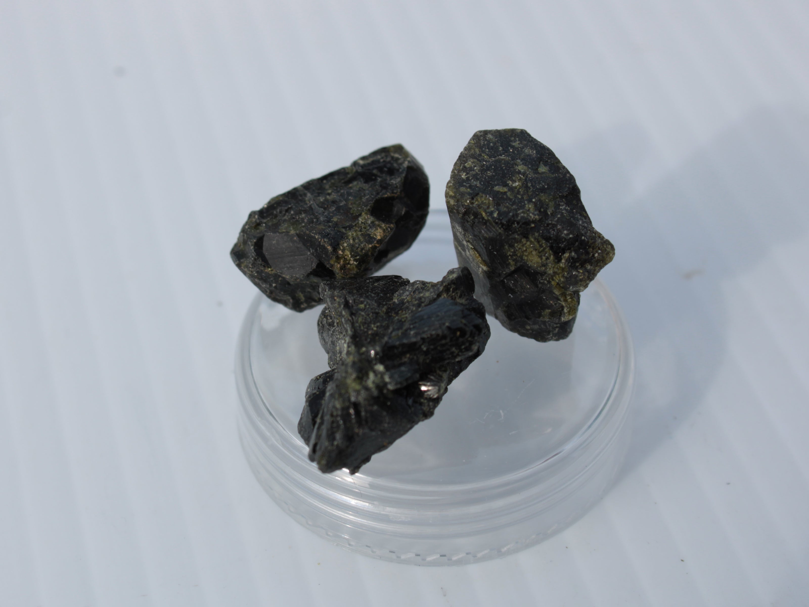 Epidote 3 clusters 81-82ct 16g Rocks and Things