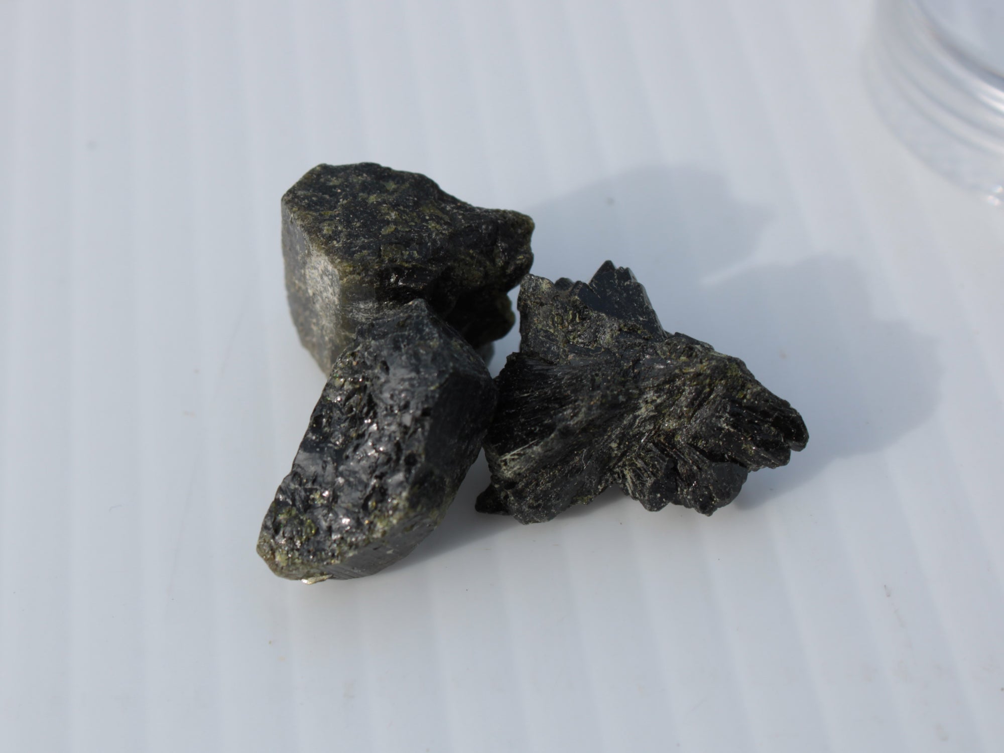 Epidote 3 clusters 81-82ct 16g Rocks and Things