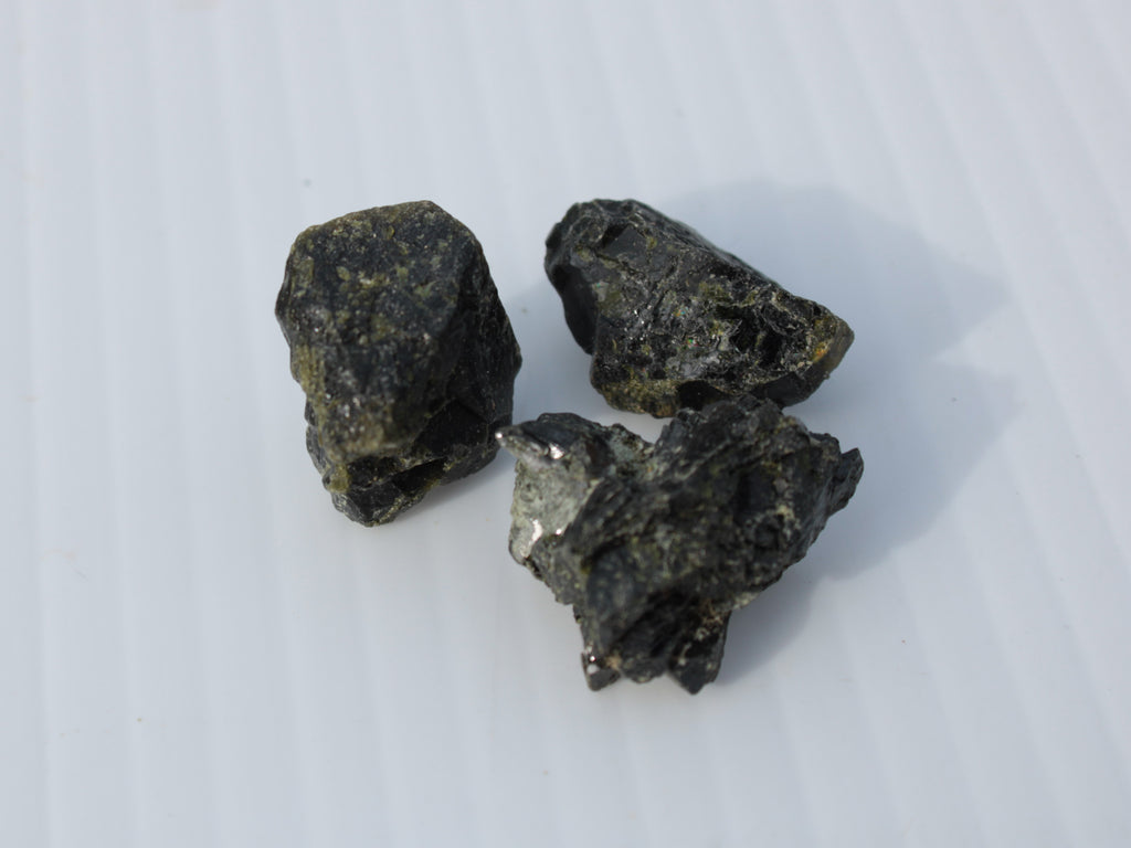Epidote 3 clusters 81-82ct 16g Rocks and Things