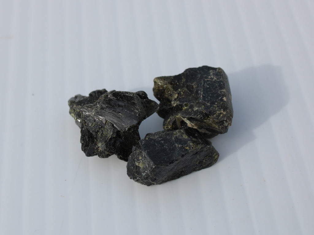 Epidote 3 clusters 81-82ct 16g Rocks and Things