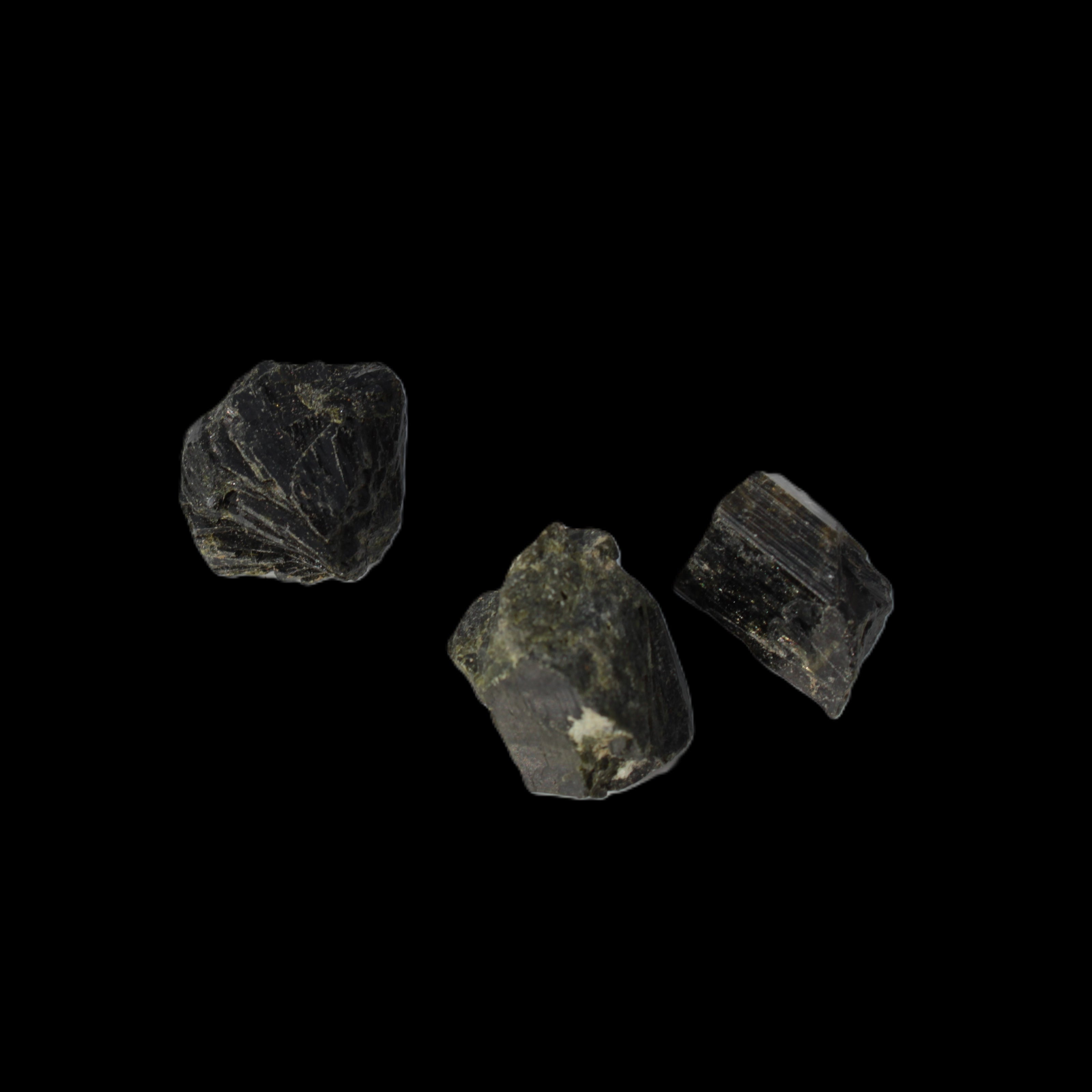 Epidote 3 crystals 58.8ct 11.7g in sunlight - Rocks and Things Store