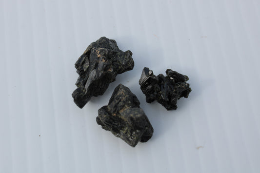 Epidote 3 clusters 58ct 11.6g Rocks and Things