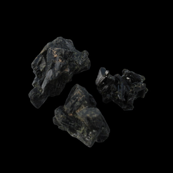 Epidote 3 clusters 58ct 11.6g in dull sunlight - Rocks and Things Store