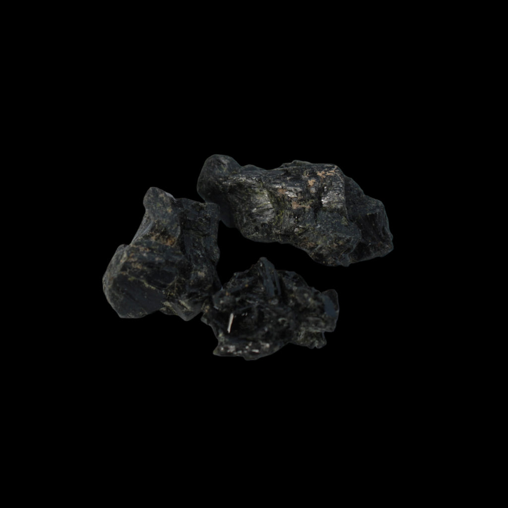Epidote 3 clusters 58ct 11.6g in dull sunlight - Rocks and Things Store