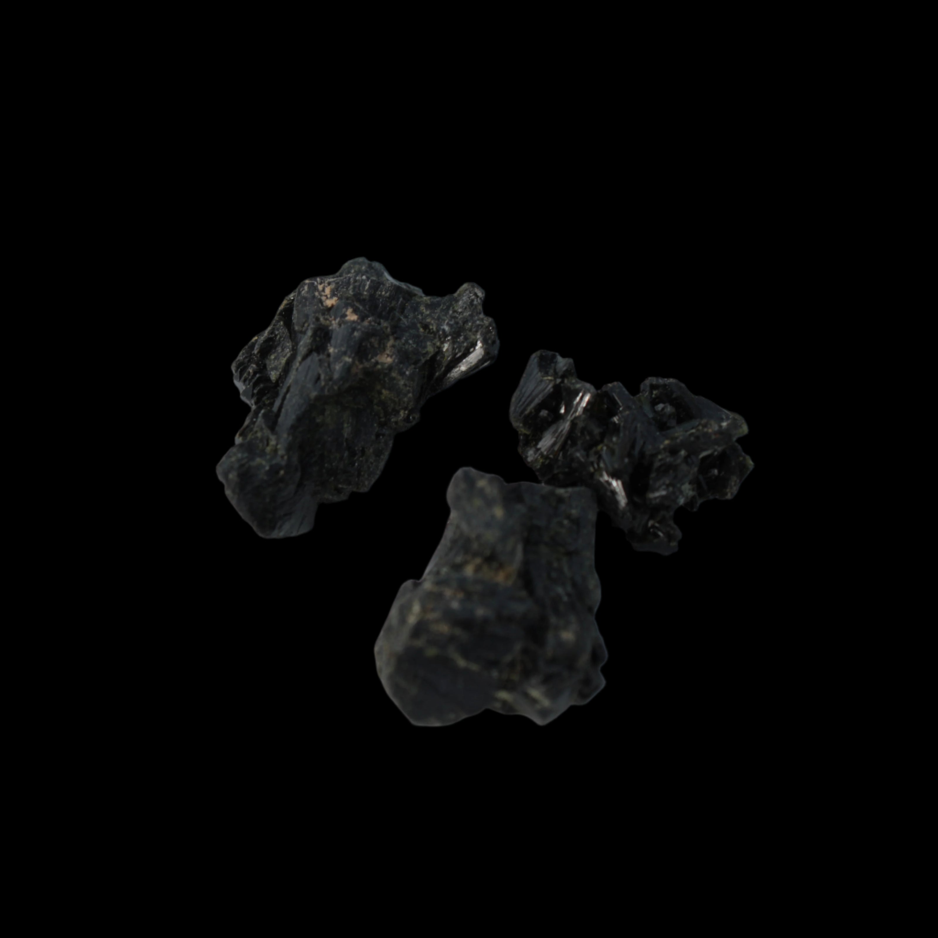Epidote 3 clusters 58ct 11.6g in dull sunlight - Rocks and Things Store