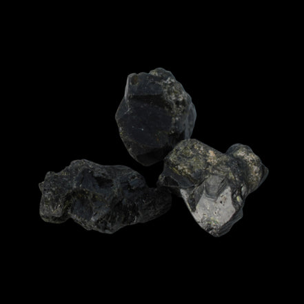 Epidote 3 clusters 69ct 13.8g in dull sunlight - Rocks and Things Store