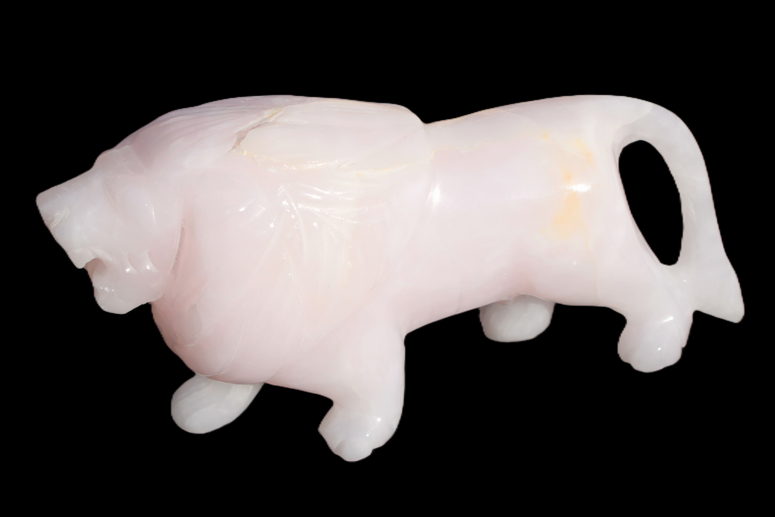 Mangano Calcite hand-carved lion 1189g Rocks and Things