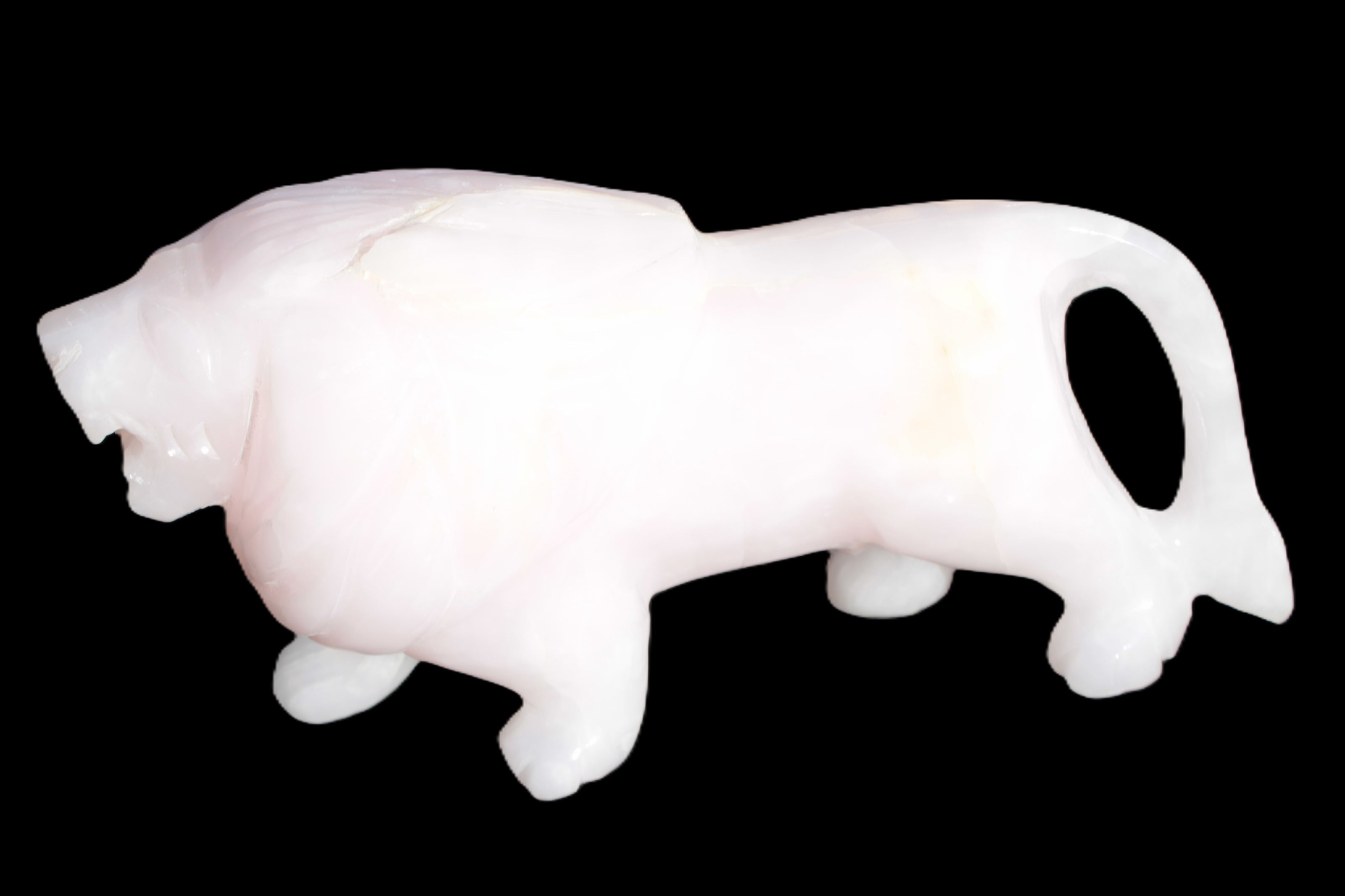 Mangano Calcite hand-carved lion 1189g Rocks and Things