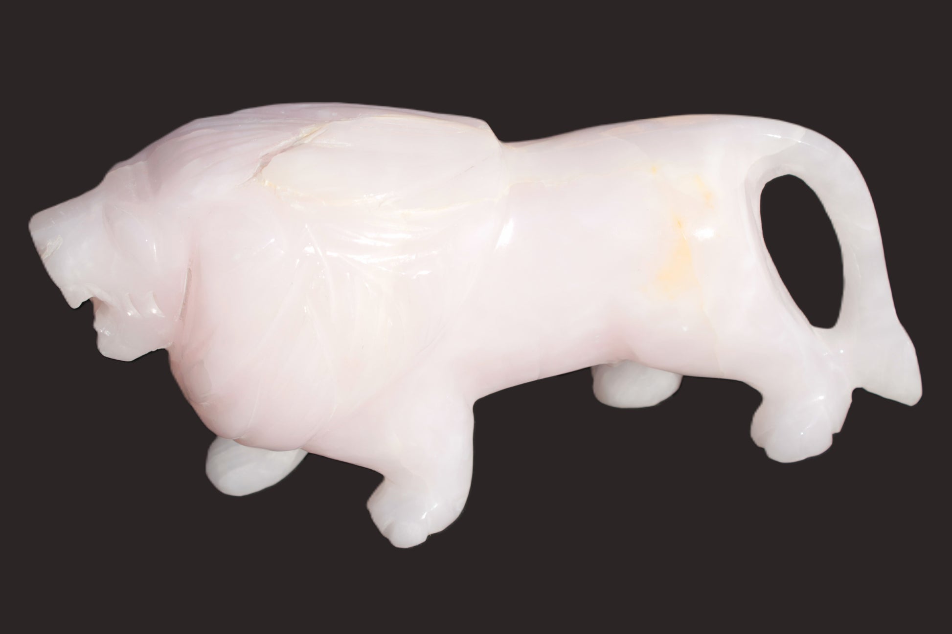 Mangano Calcite hand-carved lion 1189g Rocks and Things