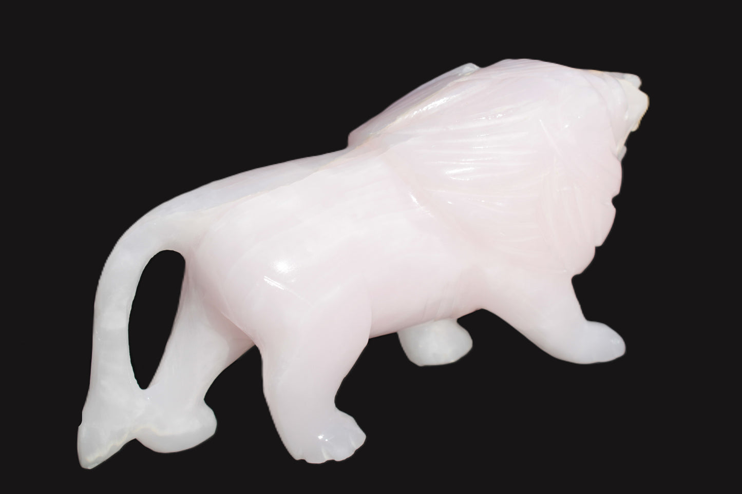 Mangano Calcite hand-carved lion 1189g Rocks and Things