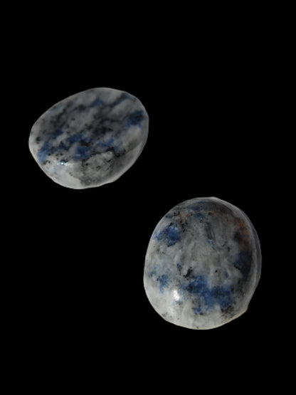 Two Sodalite cabochons 4.5g