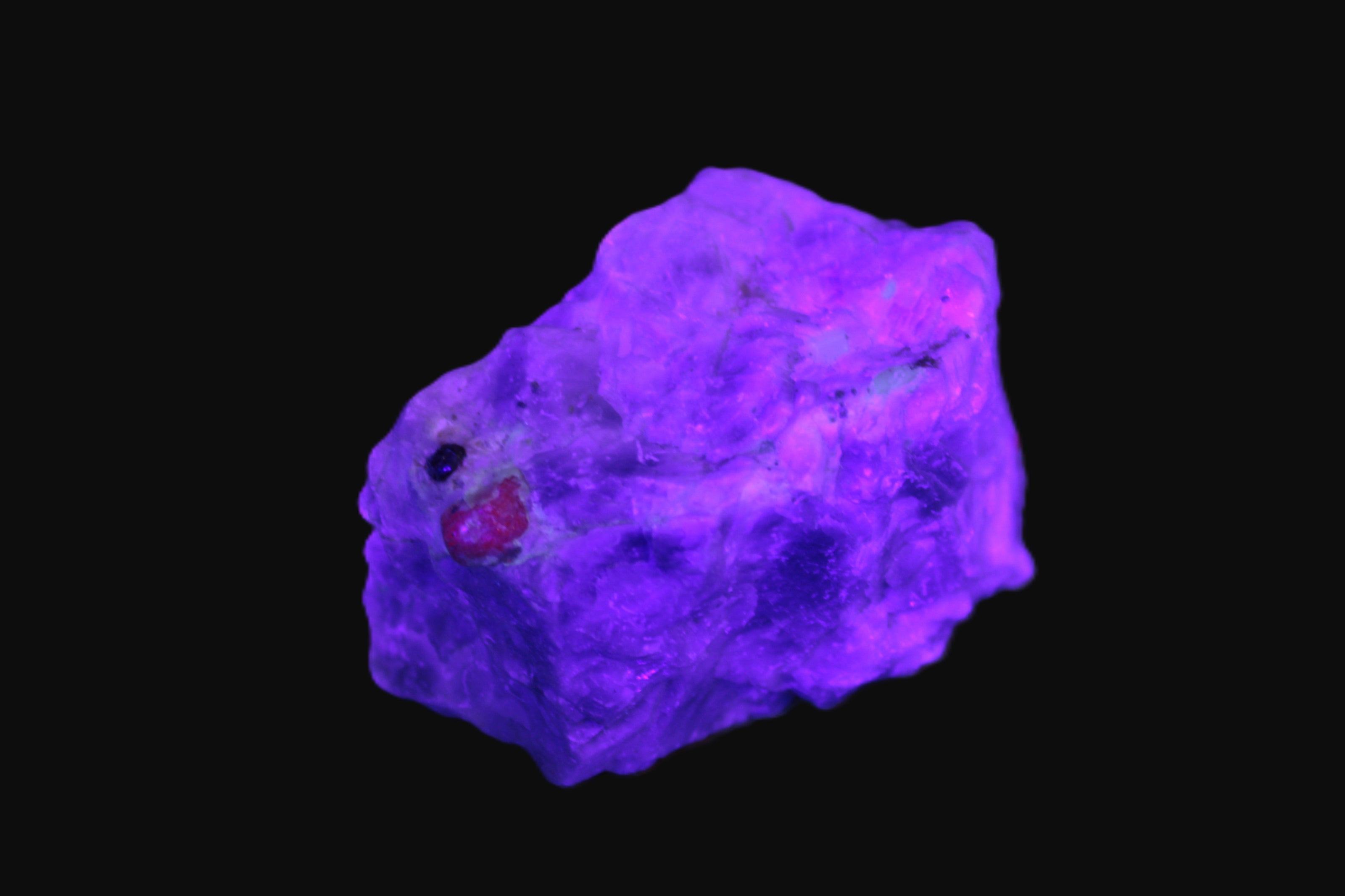 Ruby UV reactive with Muscovite in Marble 343ct 68.6g Rocks and Things