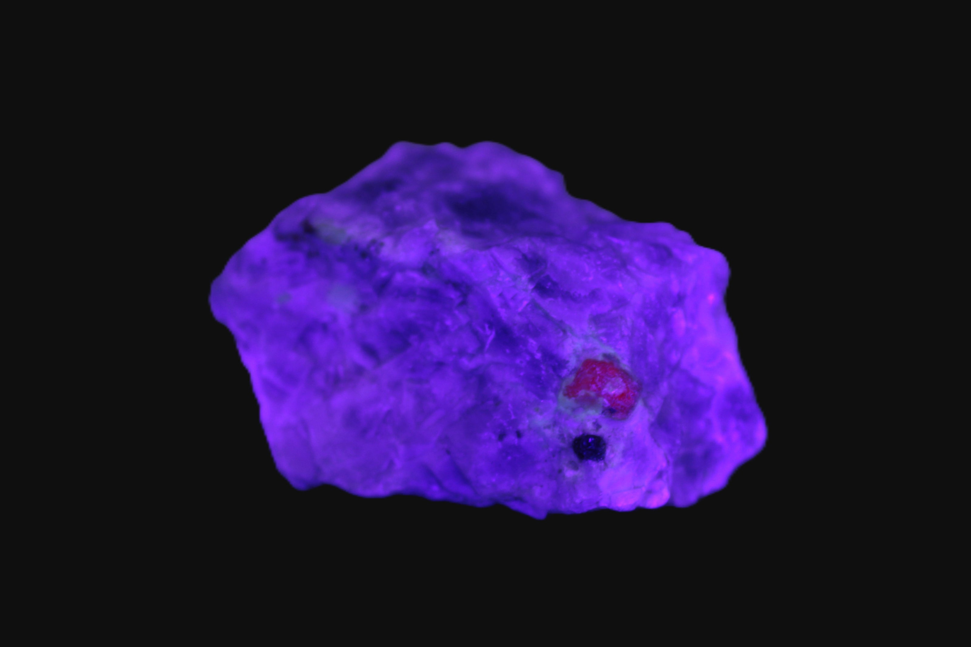 Ruby UV reactive with Muscovite in Marble 343ct 68.6g Rocks and Things