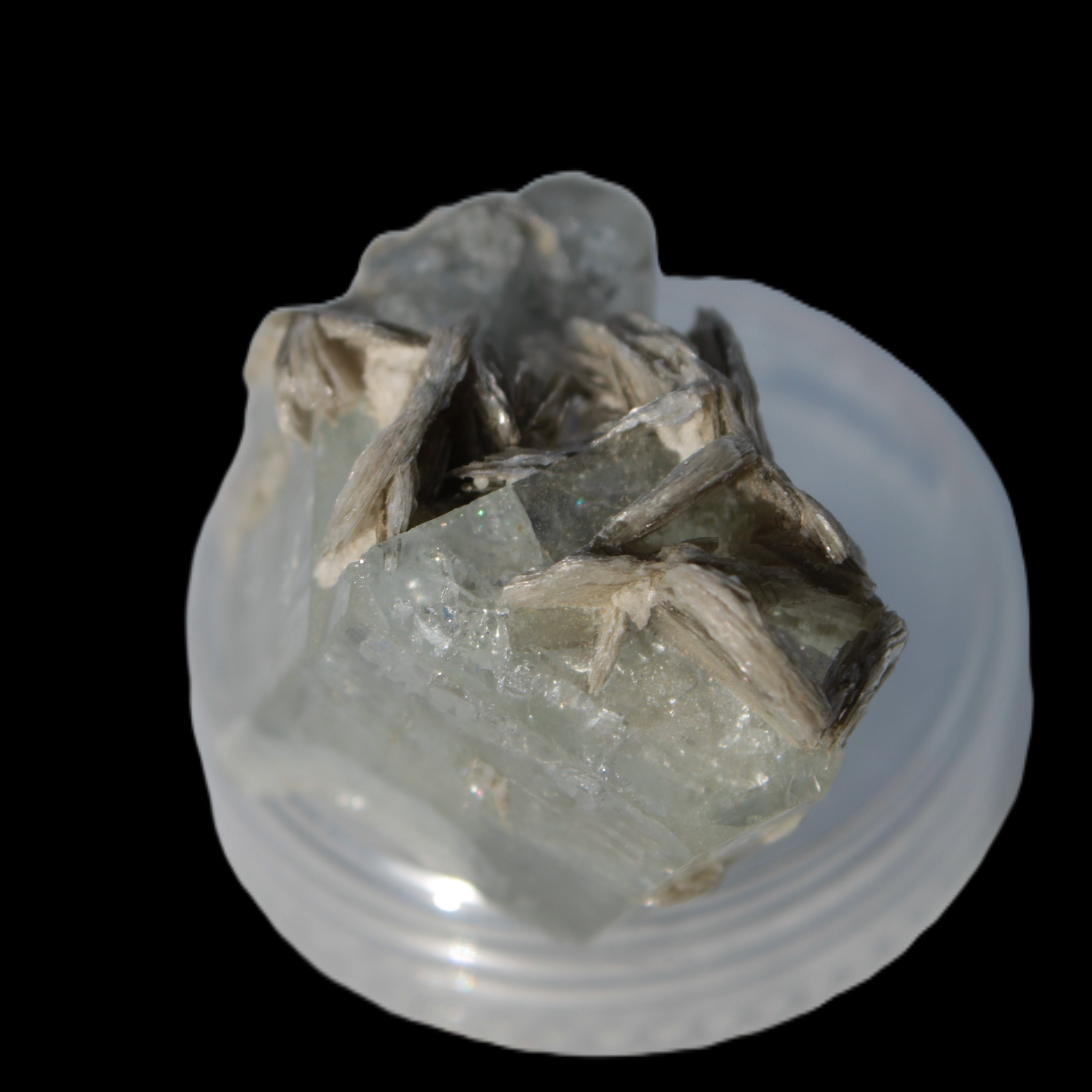 Terminated Clear Aquamarine crystal cluster with Mica 30mm 118.7ct 23.7g Rocks and Things