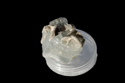 Terminated Clear Aquamarine crystal cluster with Mica 30mm 118.7ct 23.7g Rocks and Things