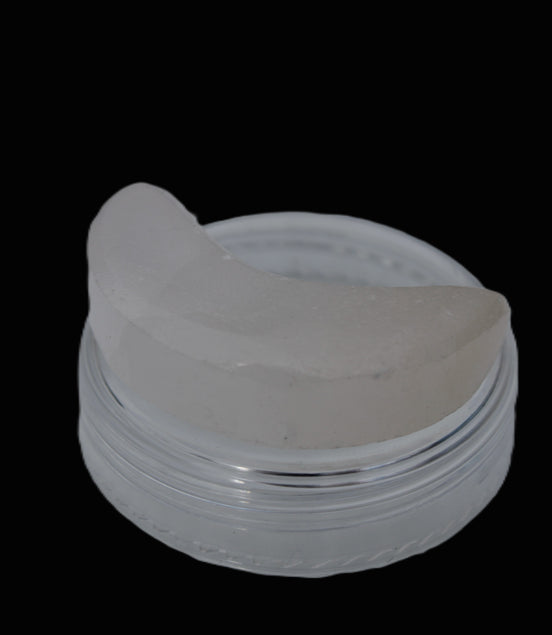 Mangano Calcite Crescent Moon 28-32mm 7.7-10g Rocks and Things