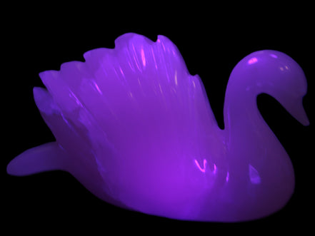 Mangano Calcite hand-carved Swan 140*82*32mm 511g Rocks and Things