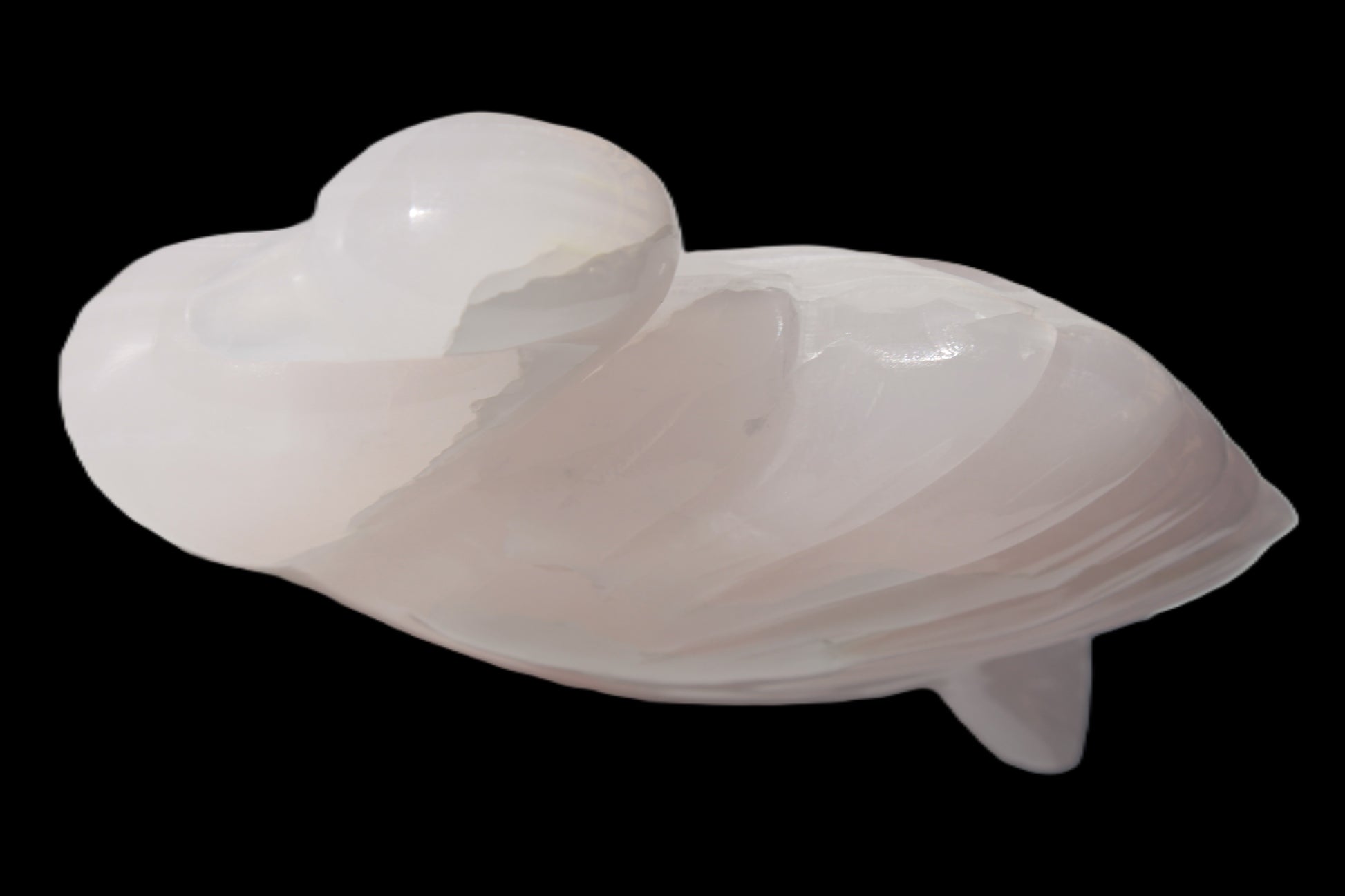 Mangano Calcite hand-carved Swan 140*82*32mm 511g Rocks and Things