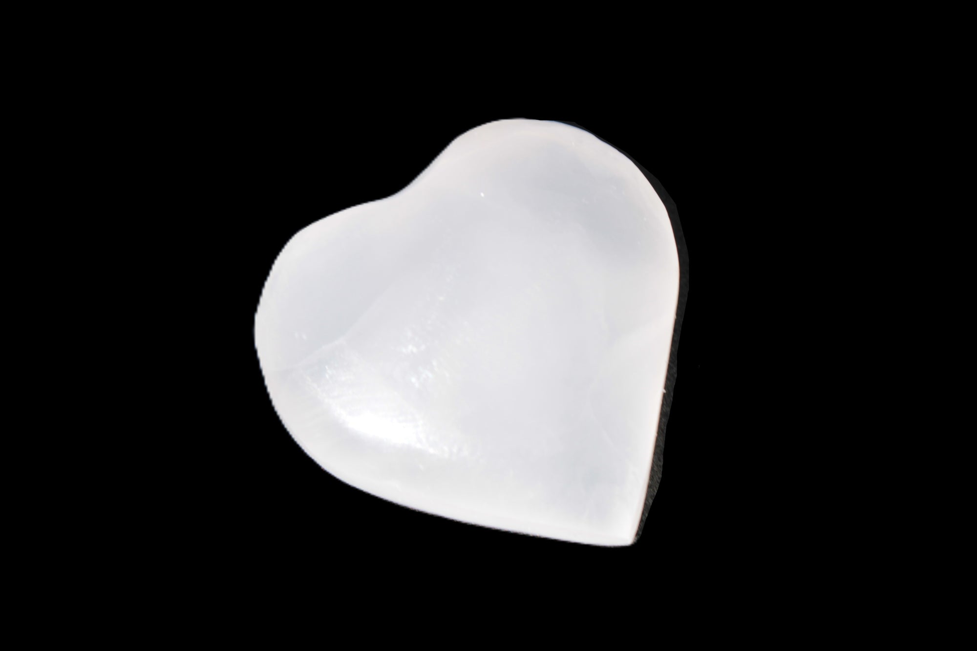 Mangano Calcite hand-carved heart 28/32mm 16g Rocks and Things