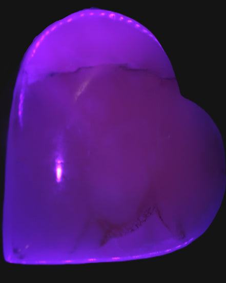 Mangano Calcite heart 38mm 20-25g  in UV light - Rocks and Things Store