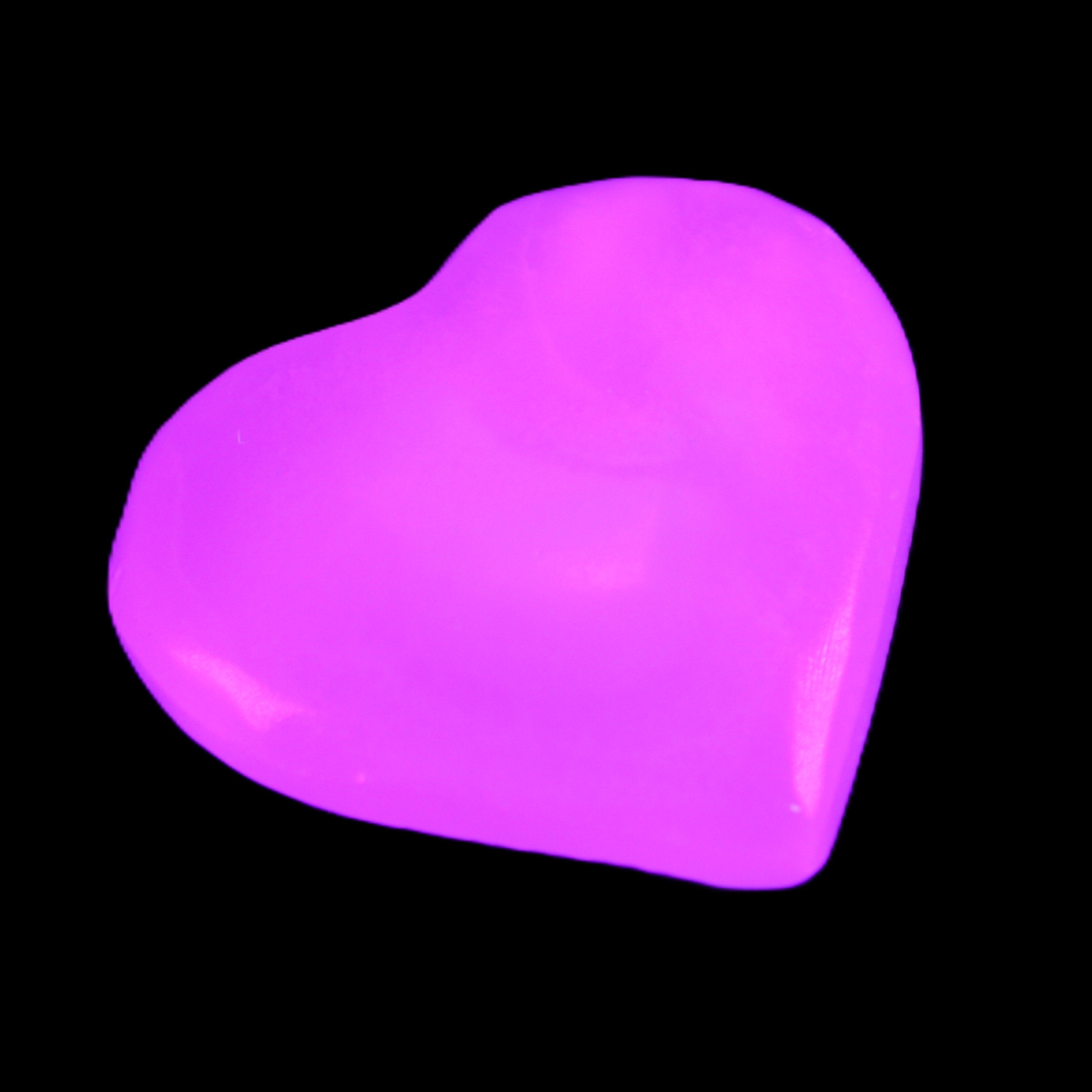 Mangano Calcite heart 38mm 20-25g  in UV light - Rocks and Things Store