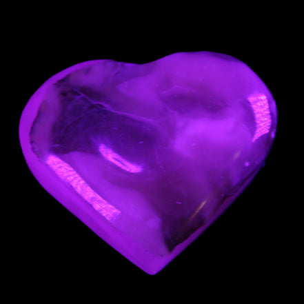 Mangano Calcite hand-carved heart 66/67*64/70mm 130-136g in sunlight - Rocks and Things Store