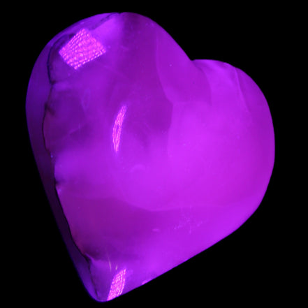 Mangano Calcite hand-carved heart 66/67*64/70mm 130-136g in sunlight - Rocks and Things Store