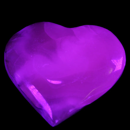 Mangano Calcite hand-carved heart 66/67*64/70mm 130-136g in sunlight - Rocks and Things Store