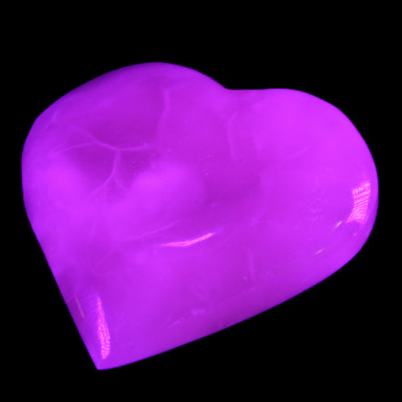 Mangano Calcite hand-carved heart 66/67*64/70mm 130-136g in sunlight - Rocks and Things Store