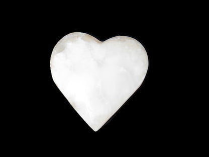 Mangano Calcite heart 47-49mm 58-66g Rocks and Things