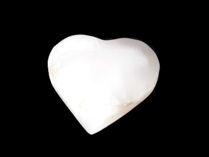 Mangano Calcite heart 47-49mm 58-66g Rocks and Things