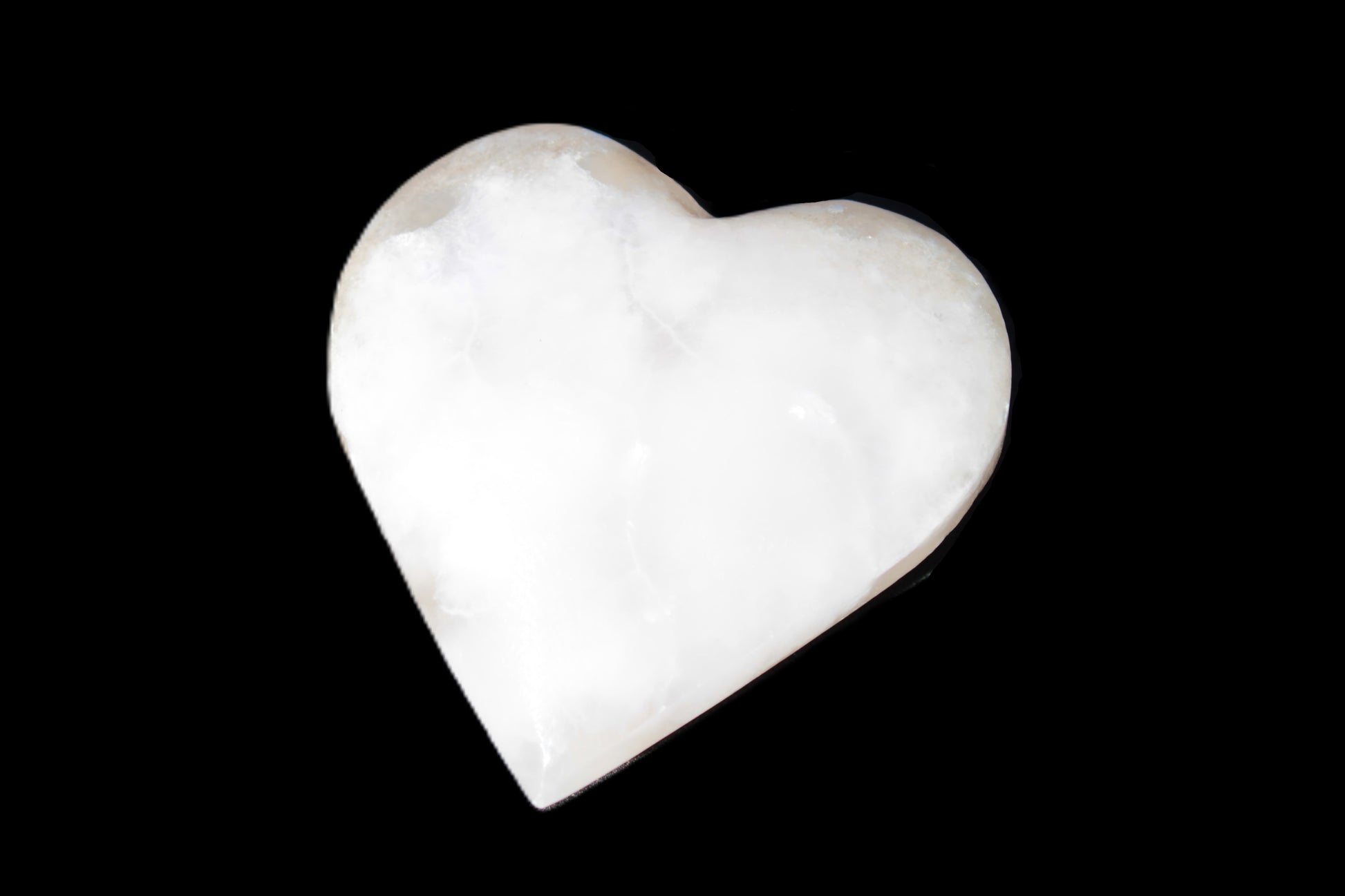 Mangano Calcite heart 47-49mm 58-66g Rocks and Things