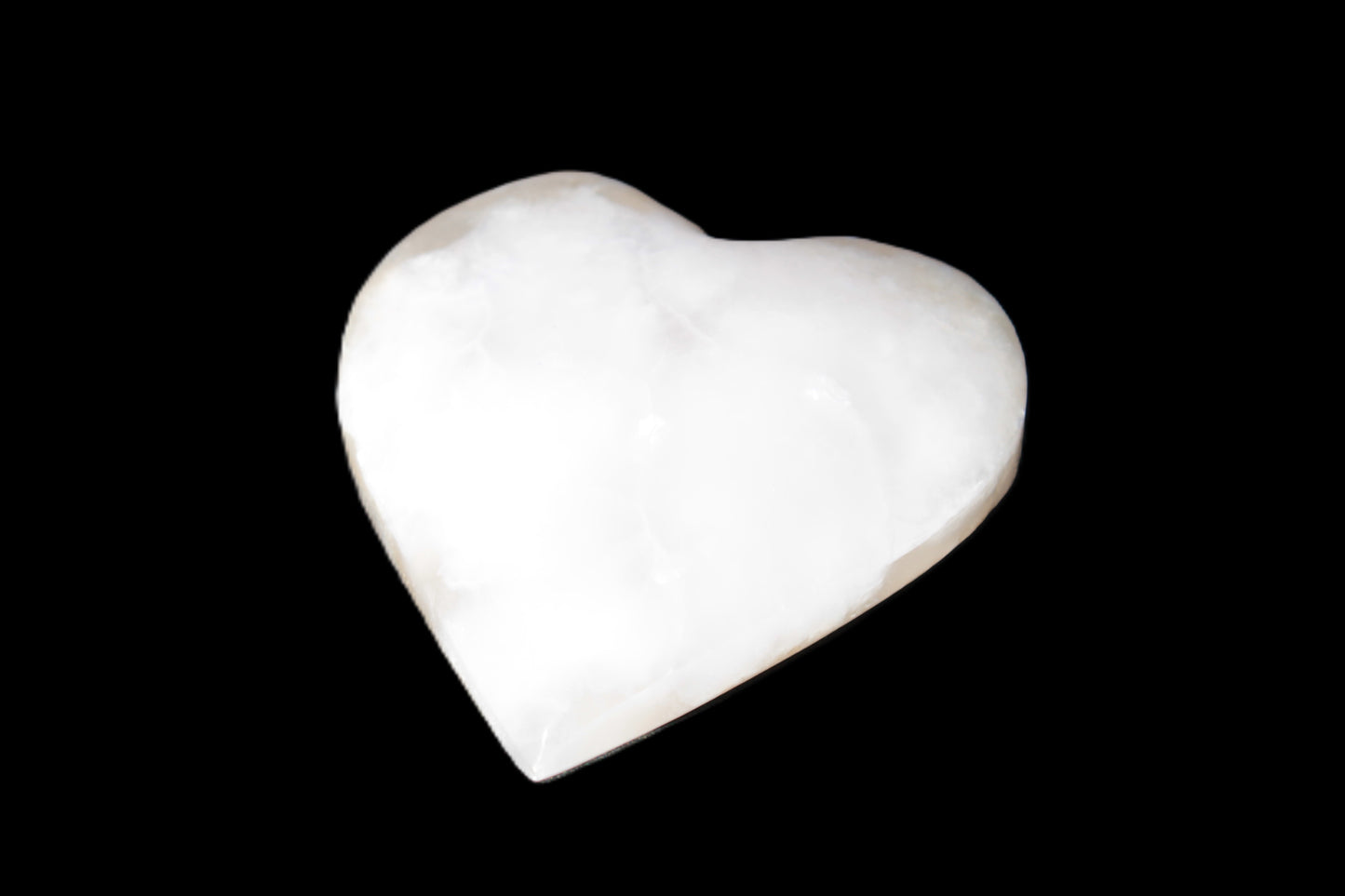 Mangano Calcite heart 47-49mm 58-66g Rocks and Things