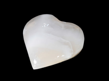 Mangano Calcite heart 47-49mm 58-66g Rocks and Things