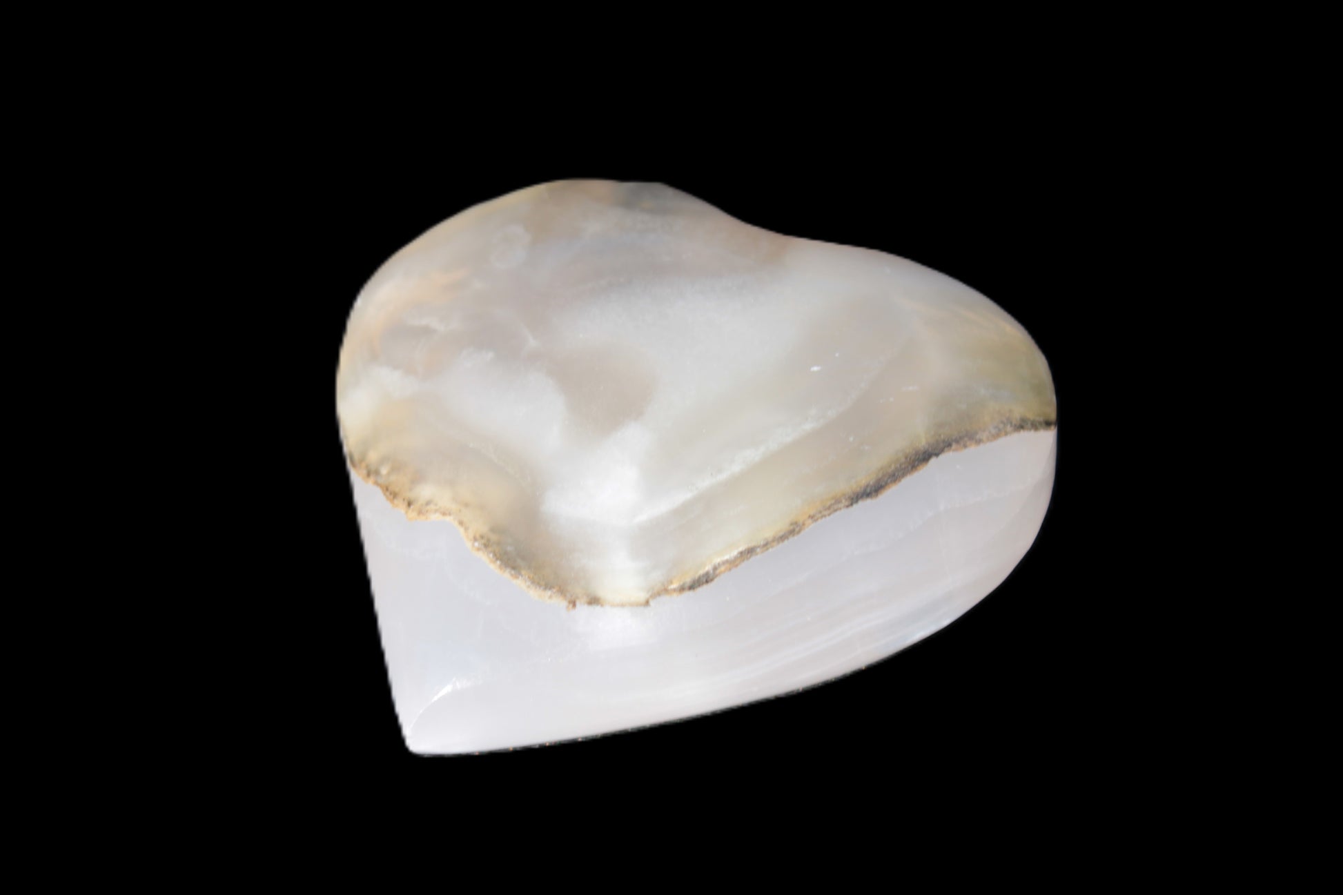 Mangano Calcite heart 47-49mm 58-66g Rocks and Things