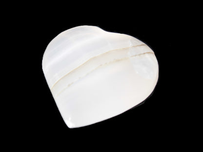 Mangano Calcite heart 38-44mm 36-39g Rocks and Things