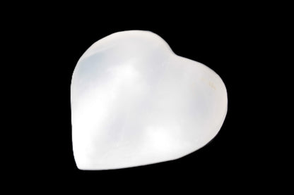 Mangano Calcite heart 38-44mm 36-39g Rocks and Things