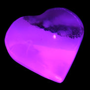 Mangano Calcite heart 35mm - 41mm 33-40g Rocks and Things