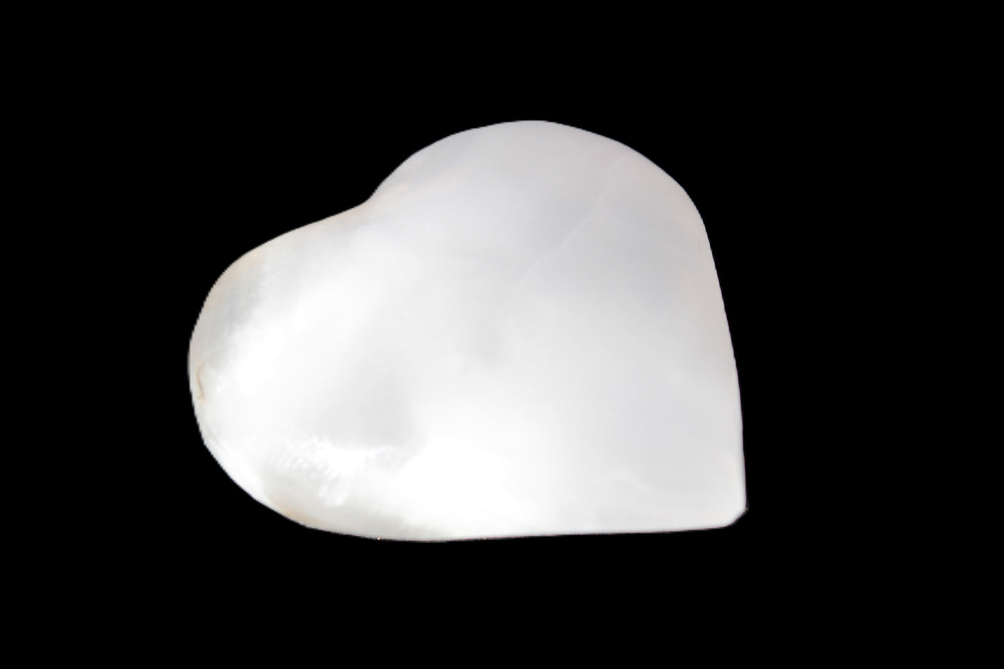 Mangano Calcite heart 35mm - 41mm 33-40g Rocks and Things