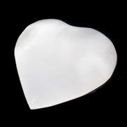 Mangano Calcite heart 35mm - 41mm 33-40g Rocks and Things