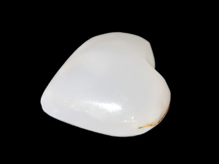 Mangano Calcite heart 35mm - 41mm 33-40g Rocks and Things