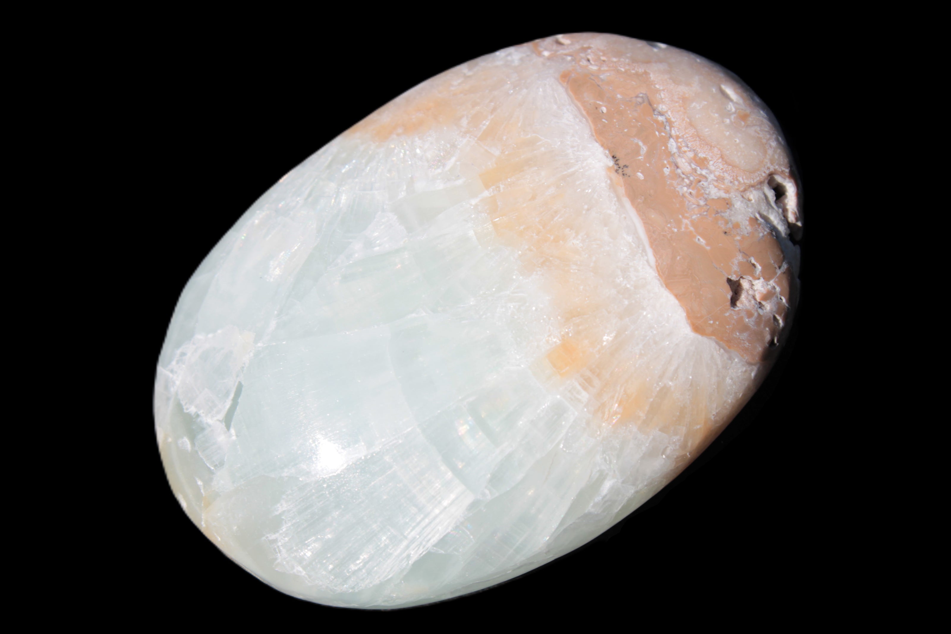 Pistachio Calcite palmstone 64-72mm  121-168g Rocks and Things