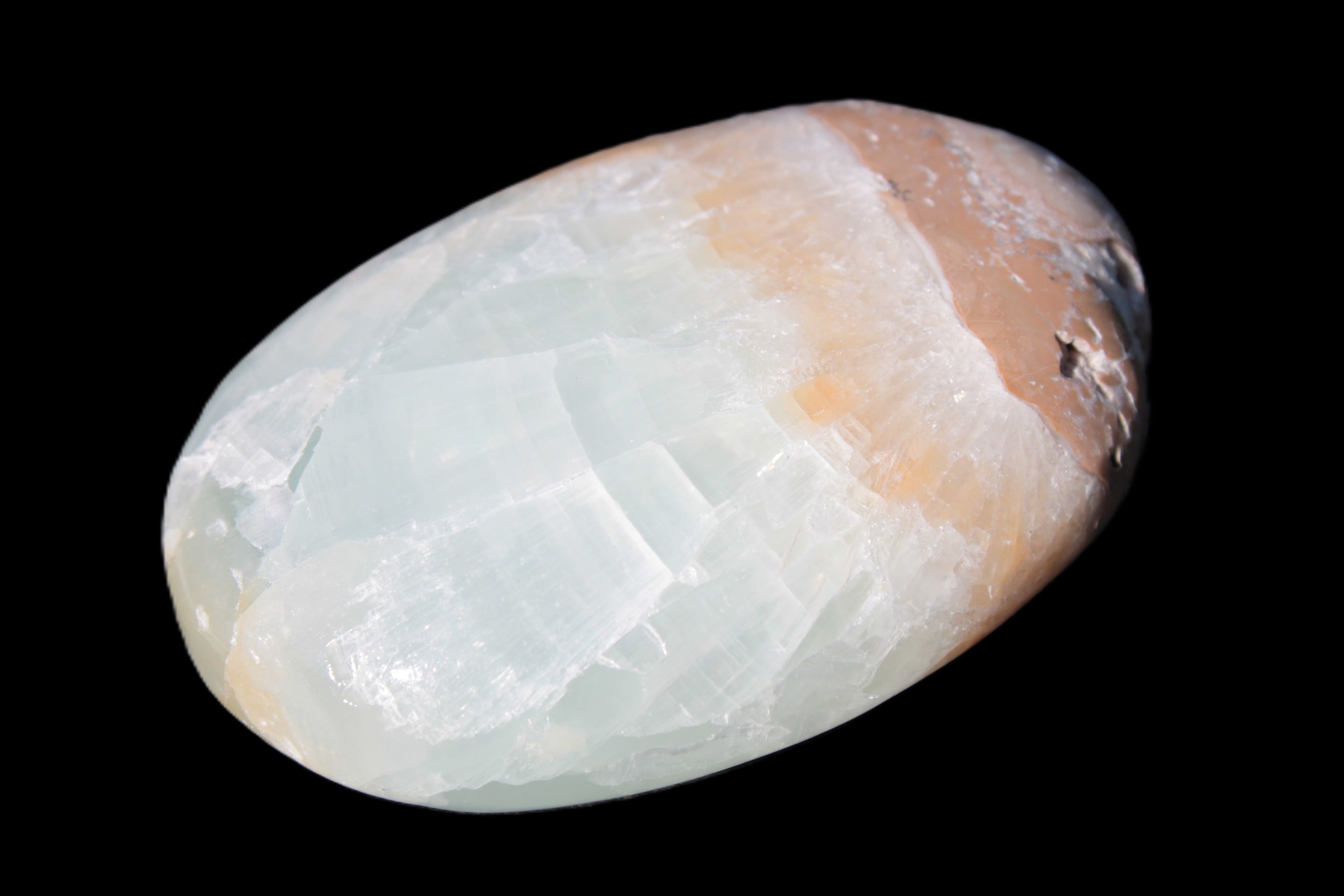 Pistachio Calcite palmstone 64-72mm  121-168g Rocks and Things