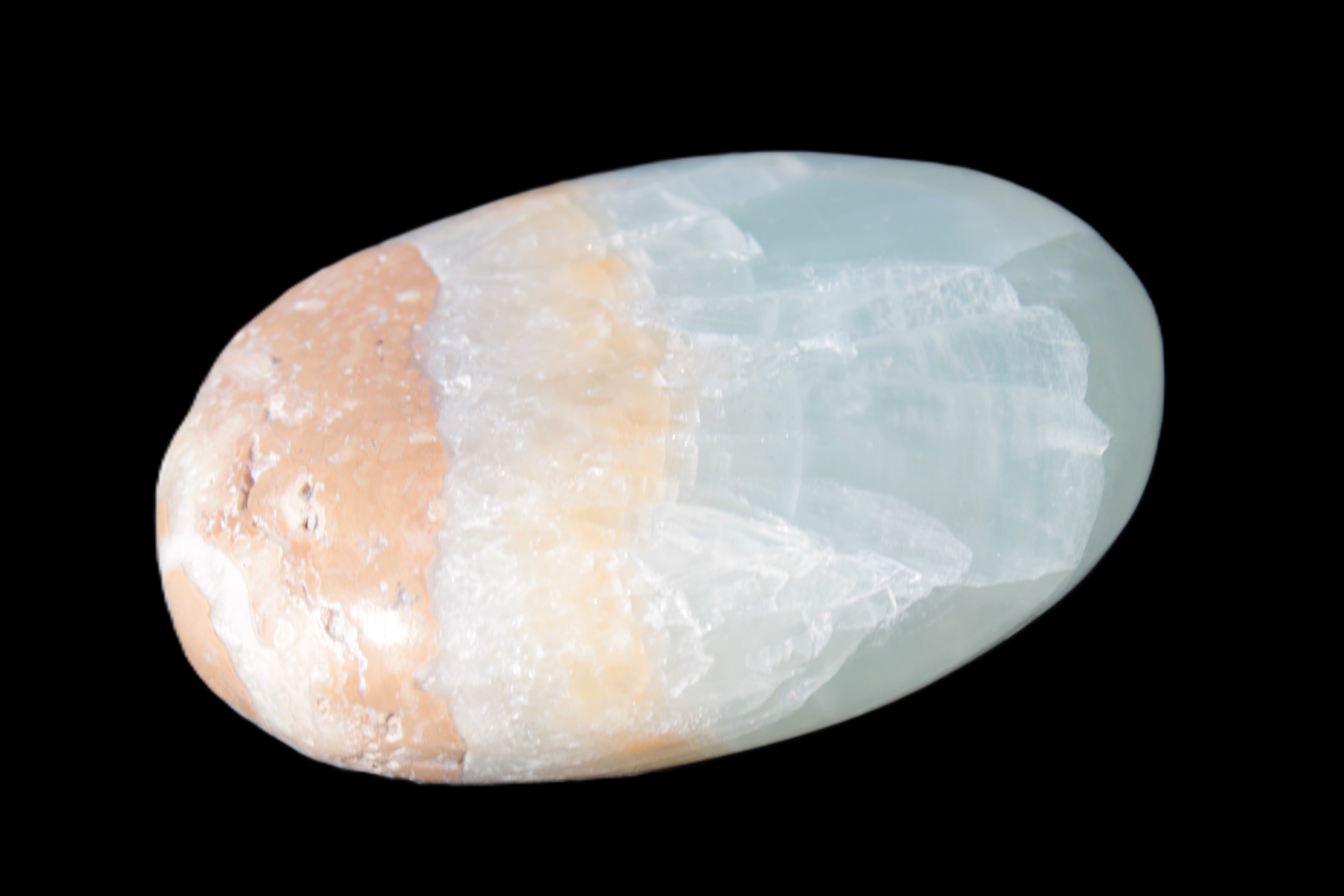 Pistachio Calcite palmstone 64-72mm  121-168g Rocks and Things