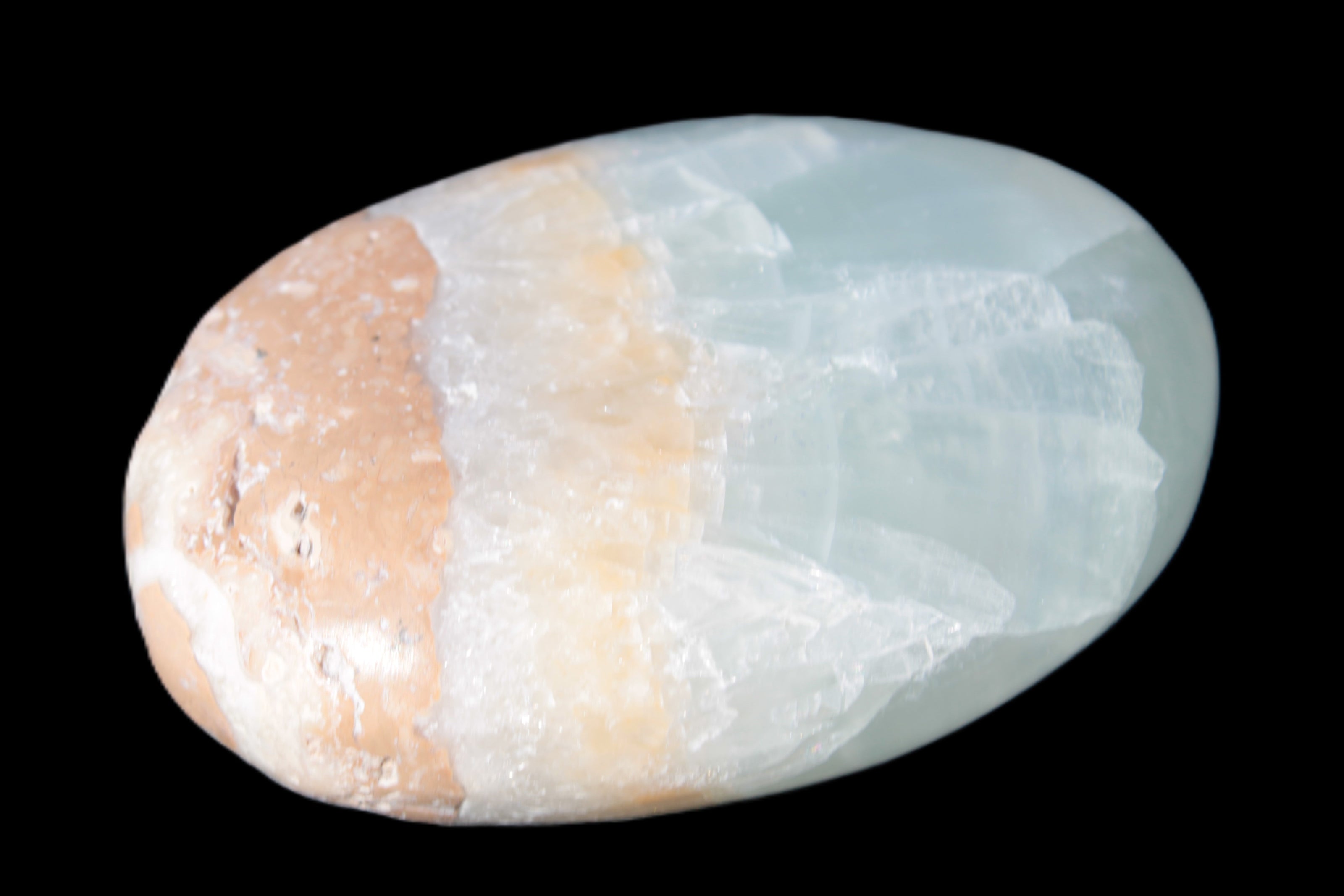 Pistachio Calcite palmstone 64-72mm  121-168g Rocks and Things