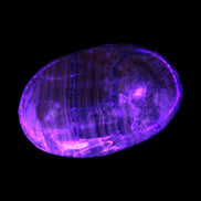 BumbleBee Calcite palm stone 64-70mm 108-130g Rocks and Things