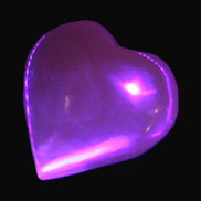 Honey Calcite heart 30-32g Rocks and Things