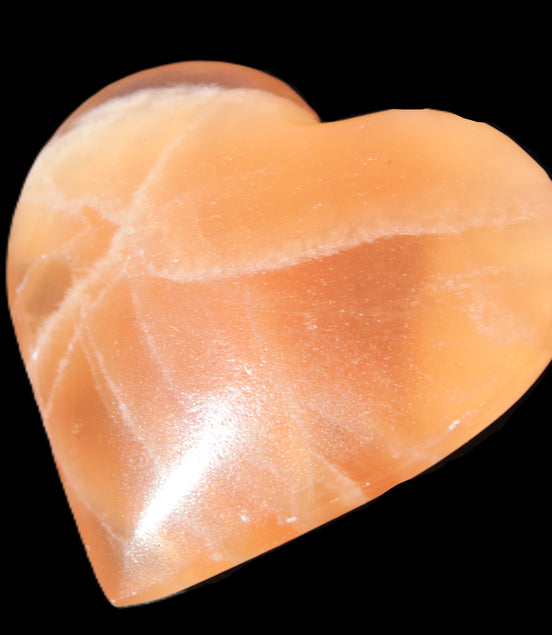 Honey Calcite heart 66-75g in sunshine